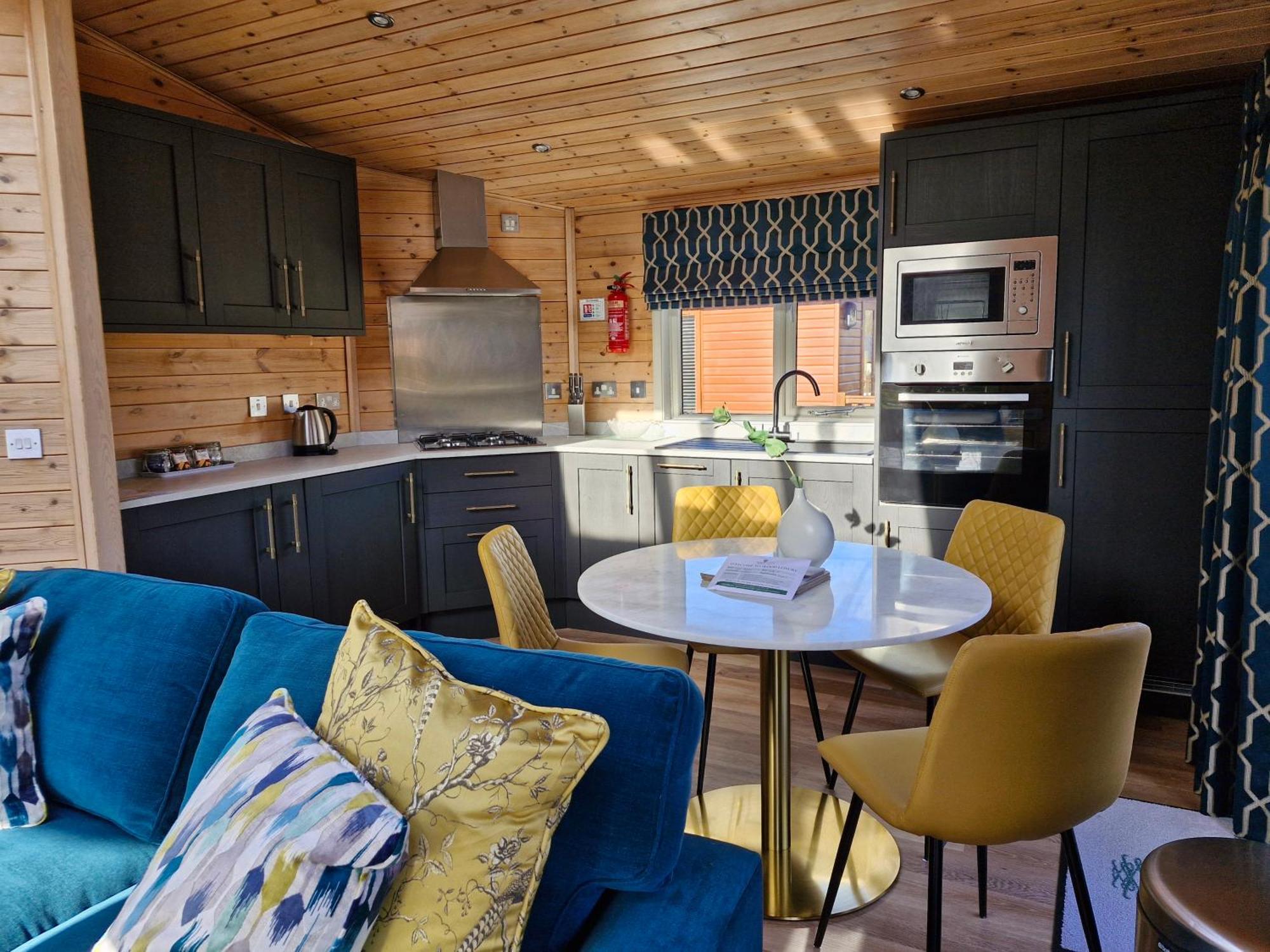 Lomond Woods Holiday Park Balloch Habitación foto